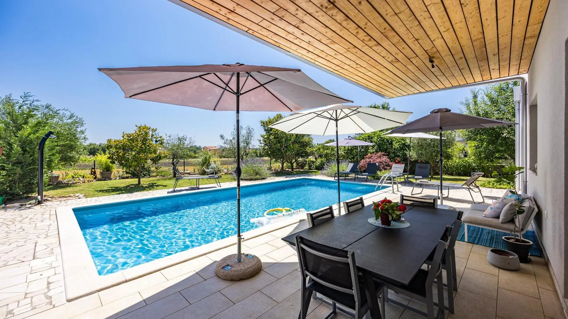 Villa Holiday House With Pool Near Rovinj Brajkovići
