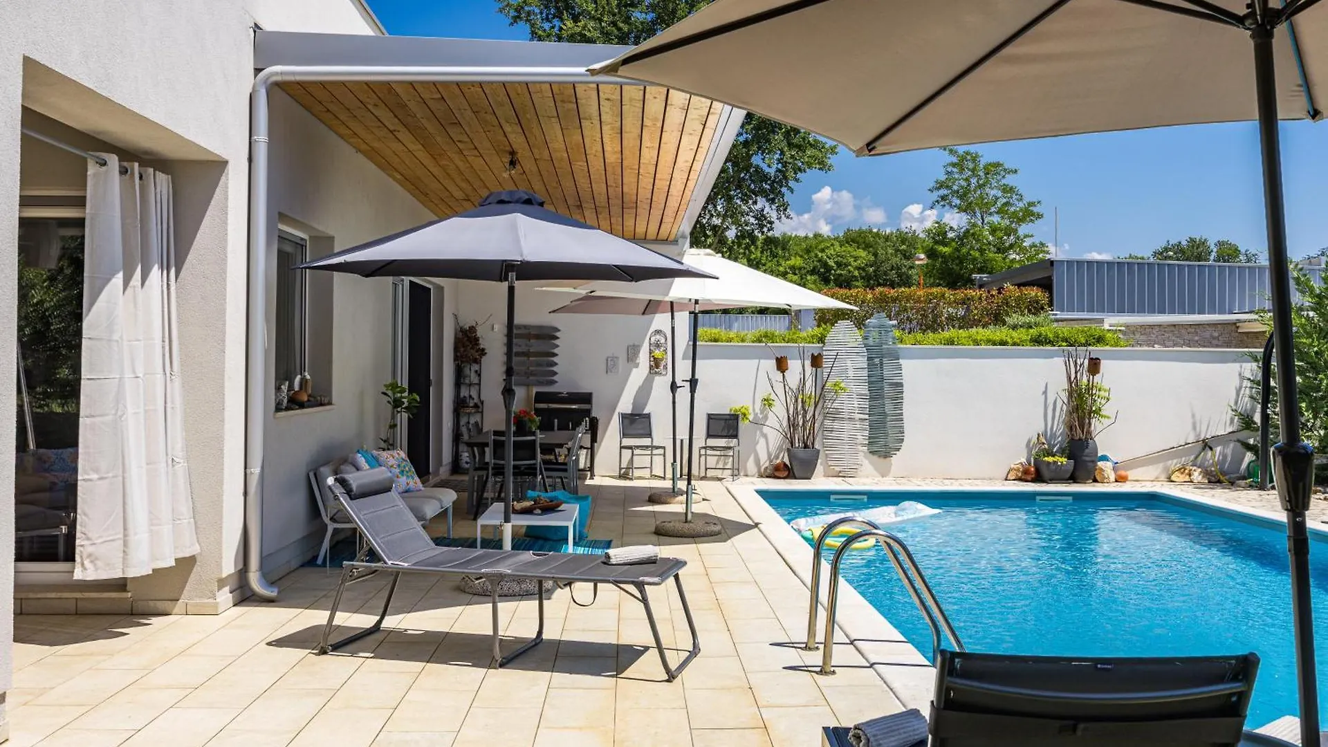Holiday House With Pool Near Rovinj Brajkovići